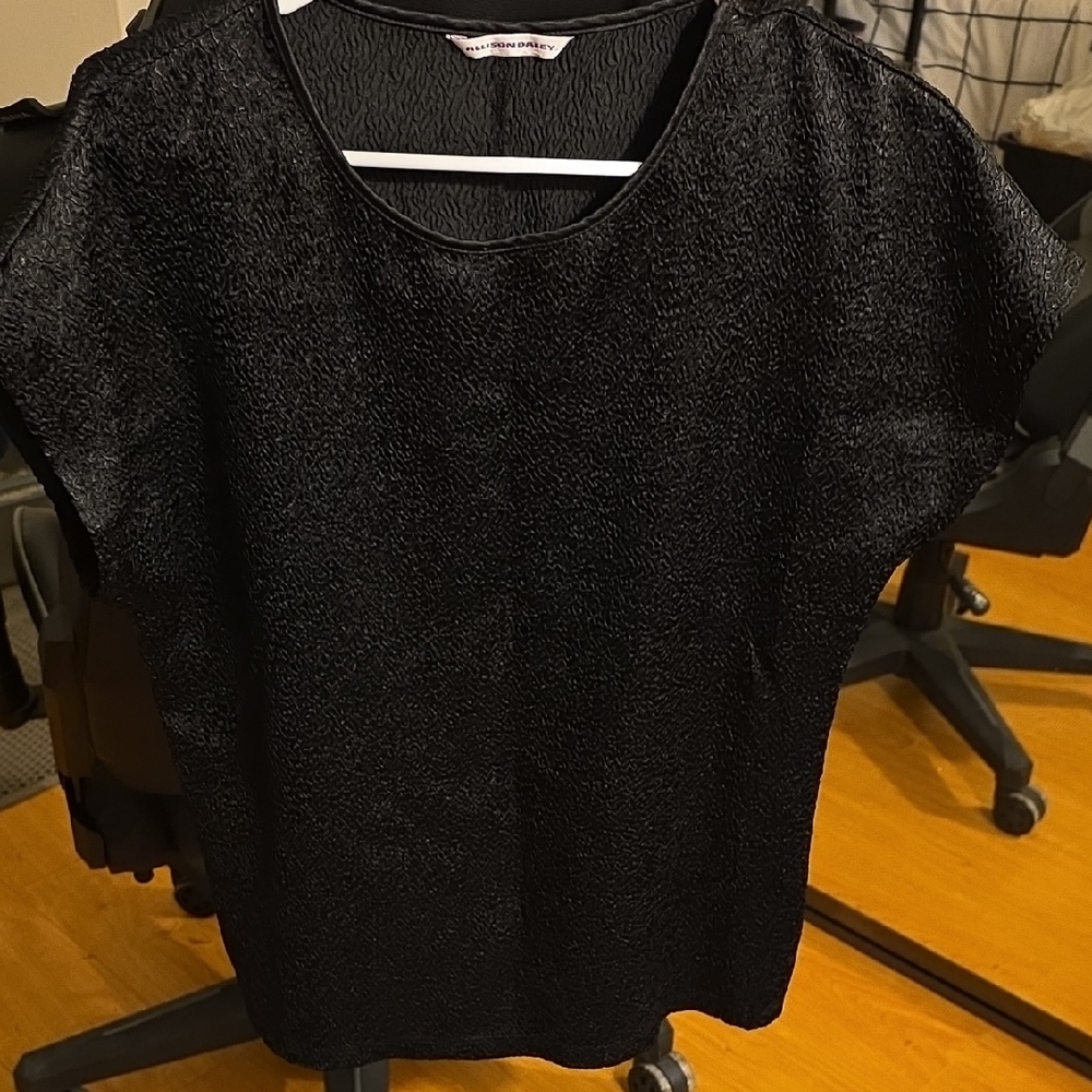 Allison Daley Black Textured Short Sleeve Top